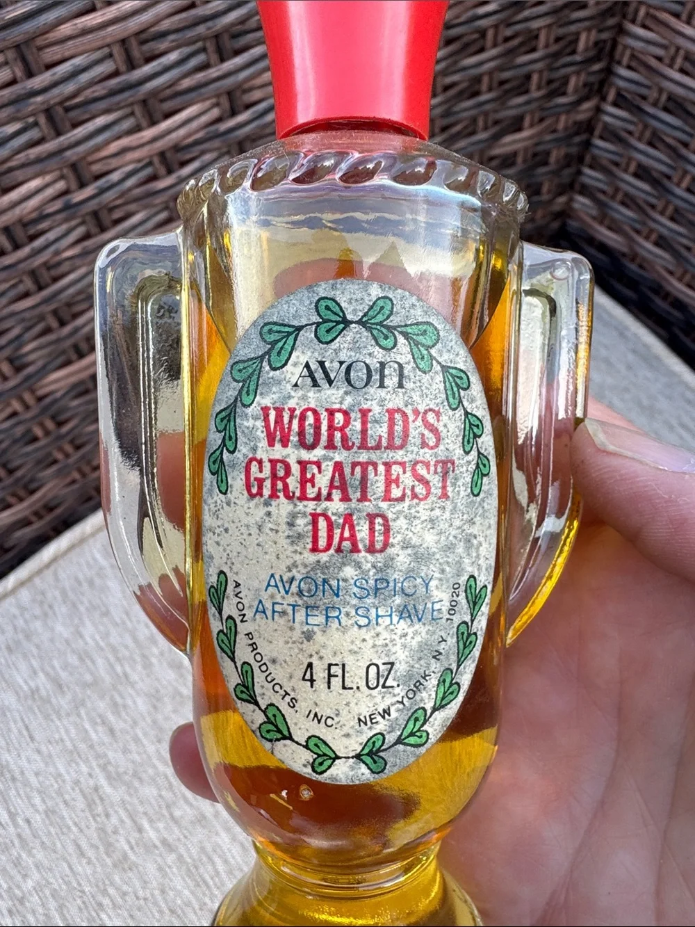 VTG Avon Spicy aftershave full bottle Worlds Greatest Dad Trophy with red cap